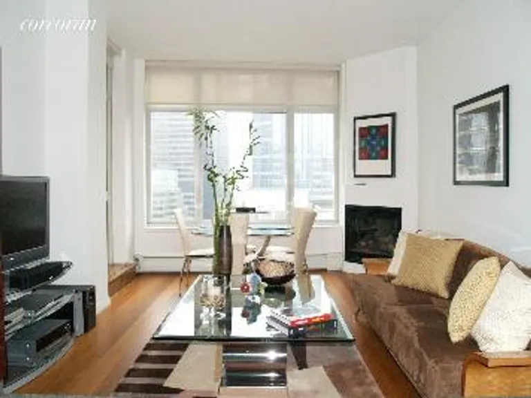 New York City Real Estate | View 205 East 59th Street, 18B | 2 Beds, 2 Baths | View 1