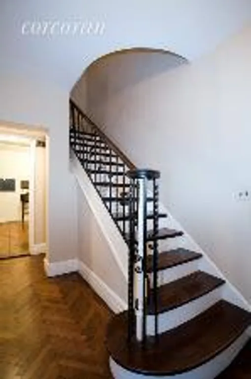 New York City Real Estate | View 155 East 72nd Street, 3-4A | room 2 | View 3