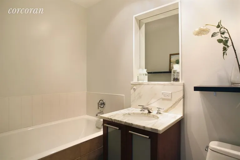 New York City Real Estate | View 121 East 23rd Street, 12C | Bathroom | View 7