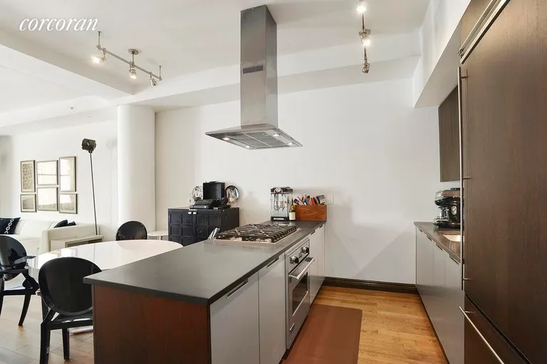 New York City Real Estate | View 225 Fifth Avenue, 9B | Open kitchen | View 2