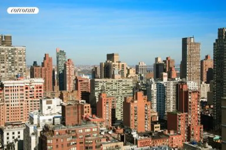 New York City Real Estate | View 1438 Third Avenue, 30E | room 1 | View 2