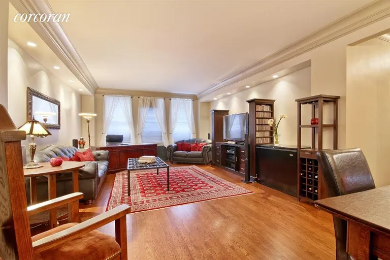 New York City Real Estate | View 118 West 79th Street, 4A | Living Room | View 8