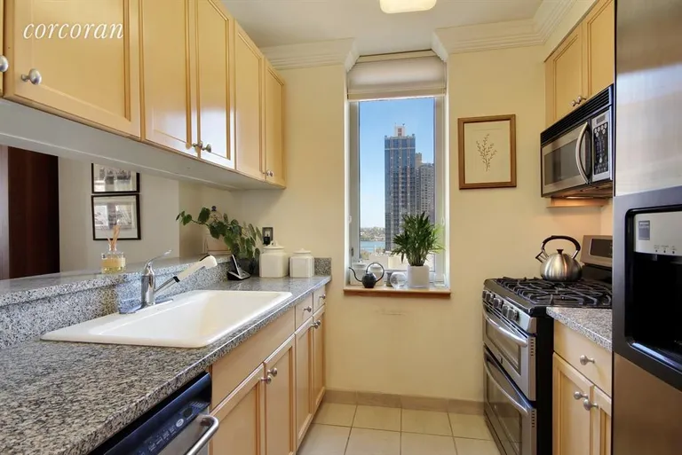New York City Real Estate | View 1760 Second Avenue, 14A | Kitchen | View 2