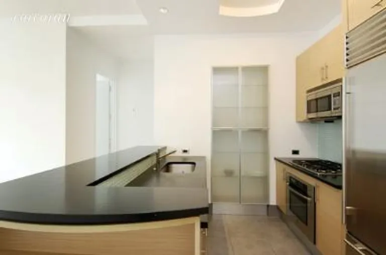 New York City Real Estate | View 325 Fifth Avenue, 19G | 1 Bed, 1 Bath | View 1