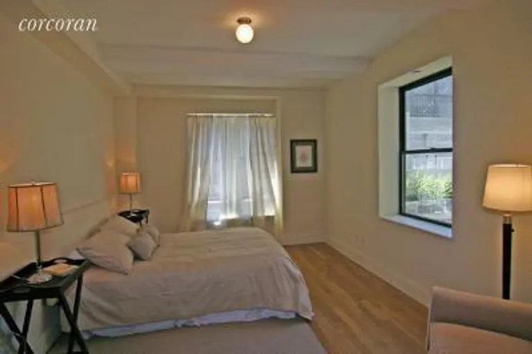 New York City Real Estate | View 110 Central Park South, 14C | room 2 | View 3
