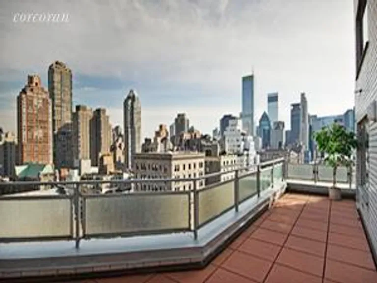 New York City Real Estate | View 650 Park Avenue, 19C | room 2 | View 3