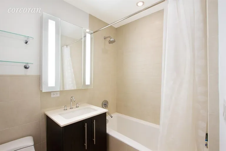 New York City Real Estate | View 1 NORTHSIDE PIERS, 4F | Bathroom | View 4