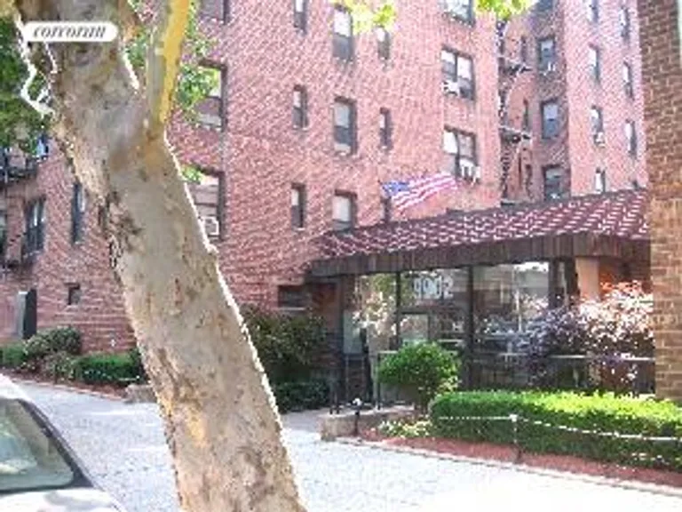 New York City Real Estate | View 9902 3rd Avenue, 6A | 1 Bed, 1 Bath | View 1