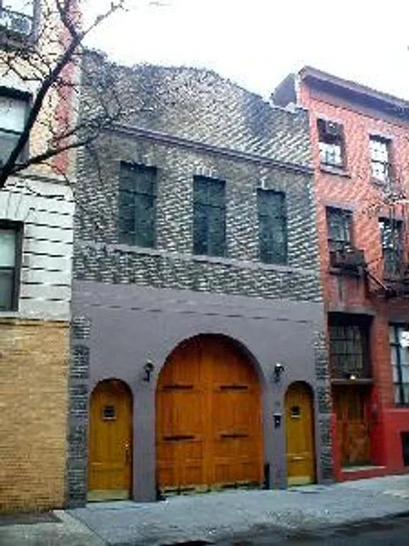 New York City Real Estate | View 23 Cornelia Street | 4 Beds, 7 Baths | View 1