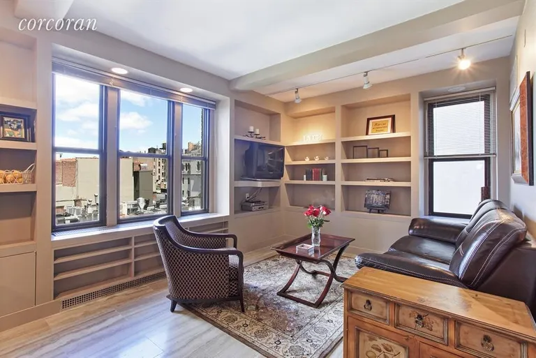 New York City Real Estate | View 225 Central Park West, 607 | 2 Beds, 2 Baths | View 1