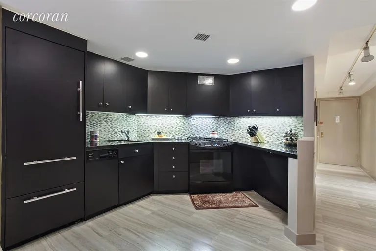 New York City Real Estate | View 225 Central Park West, 607 | Kitchen | View 2