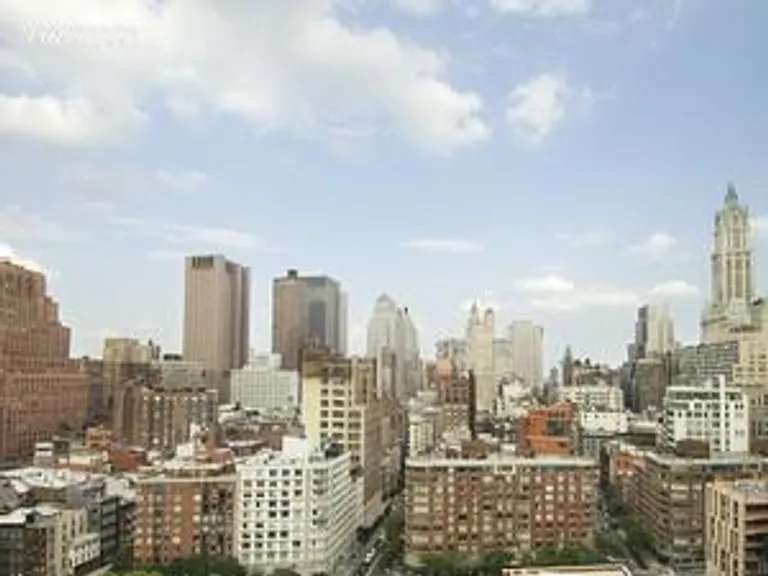 New York City Real Estate | View 200 Chambers Street, 22E | room 5 | View 6