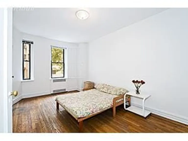 New York City Real Estate | View 111 West 94th Street, 1G | room 1 | View 2