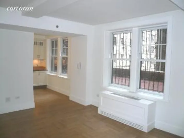 New York City Real Estate | View 27 West 72nd Street, G1 | room 1 | View 2