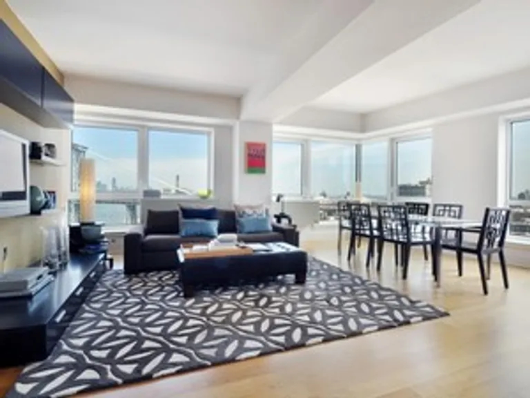New York City Real Estate | View 440 Kent Avenue, 16D | room 4 | View 5