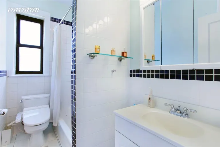 New York City Real Estate | View 61 Eastern Parkway, 6E | Bathroom | View 4