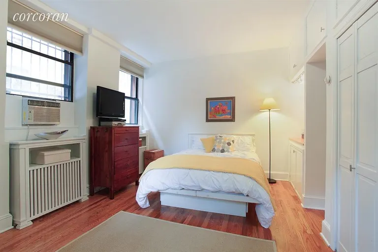 New York City Real Estate | View 69-71 South Oxford Street, 1C | Recreational Room | View 4