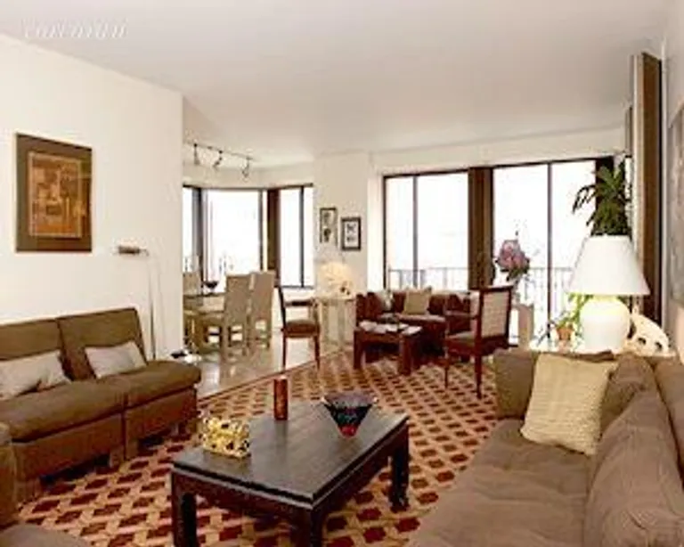 New York City Real Estate | View 203 East 72nd Street, 8B | 3 Beds, 3 Baths | View 1
