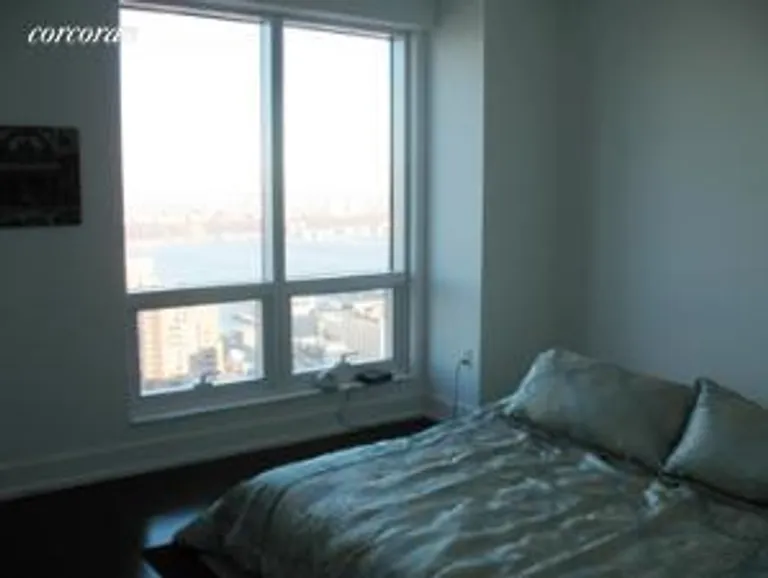 New York City Real Estate | View 350 West 42Nd Street, 52A | room 2 | View 3