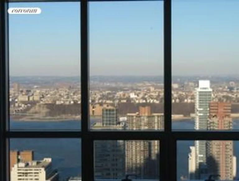 New York City Real Estate | View 350 West 42Nd Street, 52A | room 5 | View 6