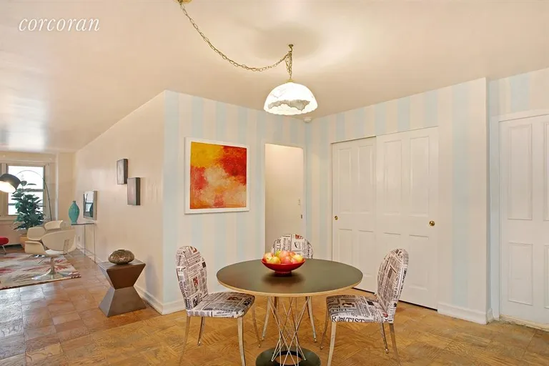 New York City Real Estate | View 305 East 24th Street, 14B | Large square dining foyer | View 2