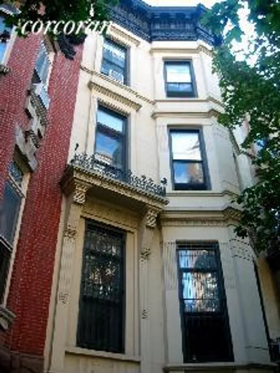 New York City Real Estate | View 206 Lincoln Place, 2 | room 2 | View 3