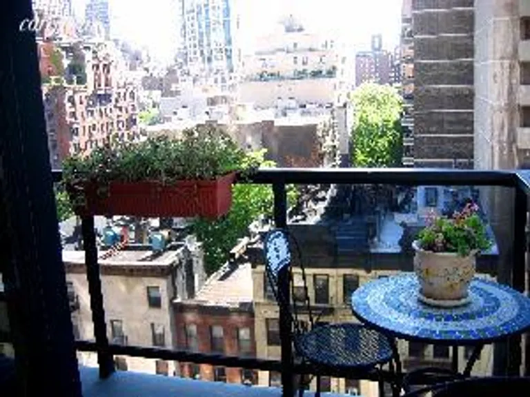 New York City Real Estate | View 255 East 49th Street, 11D | 2 Beds, 2 Baths | View 1