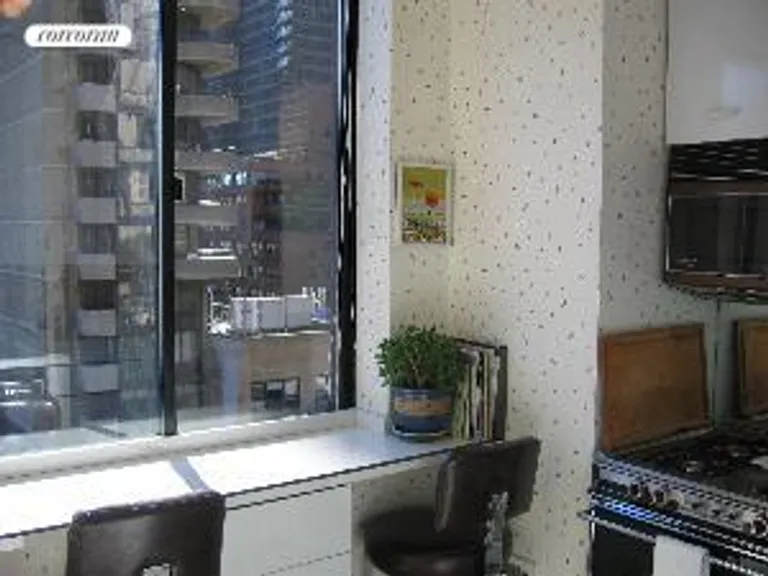 New York City Real Estate | View 255 East 49th Street, 11D | room 6 | View 7
