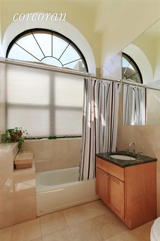 New York City Real Estate | View 231 15th Street, 1C | Bathroom | View 7