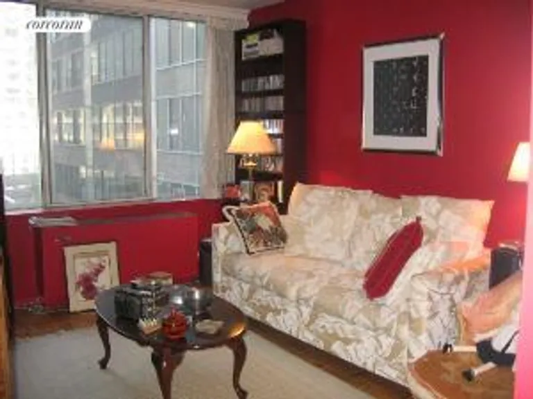 New York City Real Estate | View 61 West 62Nd Street, 6M | room 3 | View 4