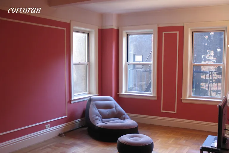 New York City Real Estate | View 155 East 93rd Street, 4G | 1 Bed, 1 Bath | View 2