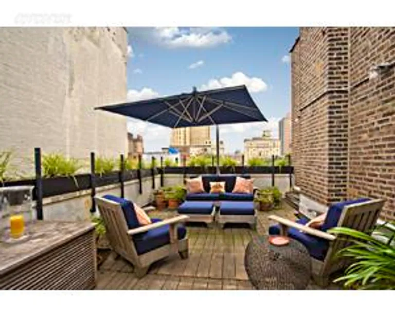 New York City Real Estate | View 71 Pierrepont Street, 4 | room 2 | View 3