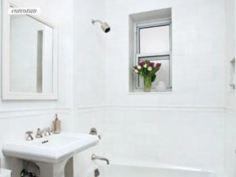 New York City Real Estate | View 215 West 88th Street, 12E | room 3 | View 4