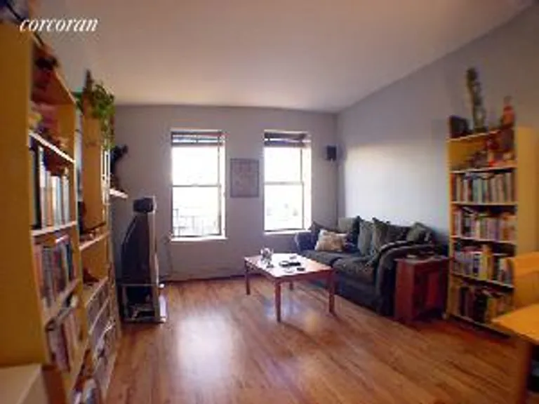 New York City Real Estate | View 410 7th Avenue, 4R | 2 Beds, 1 Bath | View 1