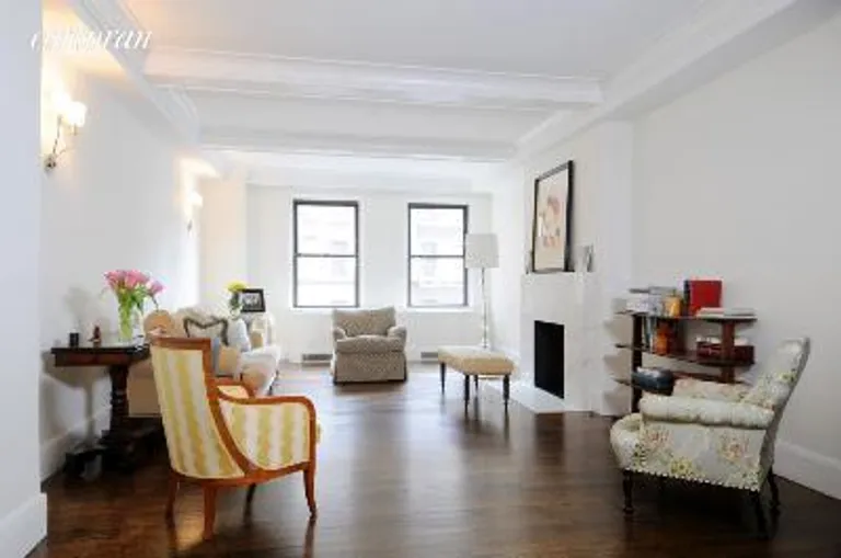 New York City Real Estate | View 129 East 82nd Street, 2C | room 2 | View 3
