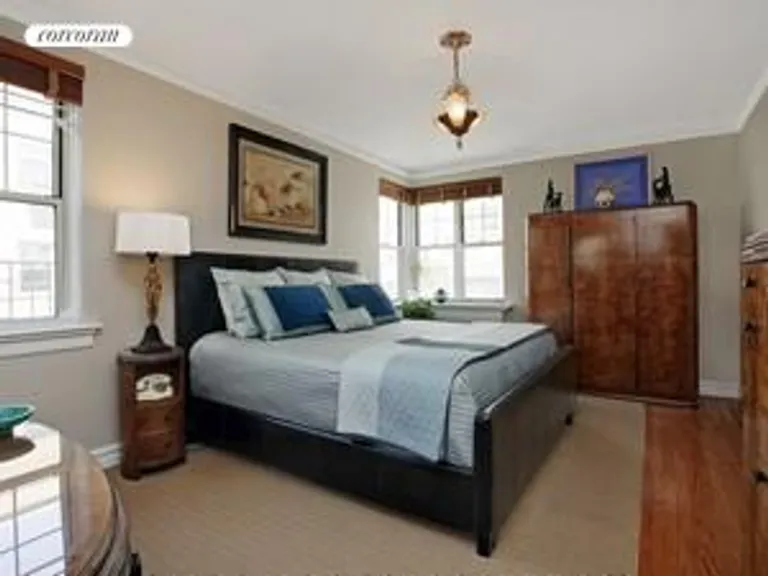 New York City Real Estate | View 720 Fort Washington Avenue, 5Y | Large Bedroom with Double Exposures | View 5