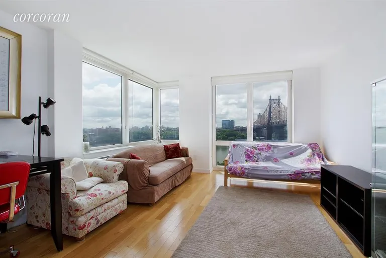 New York City Real Estate | View 415 Main Street, 10B | 1 Bed, 1 Bath | View 1