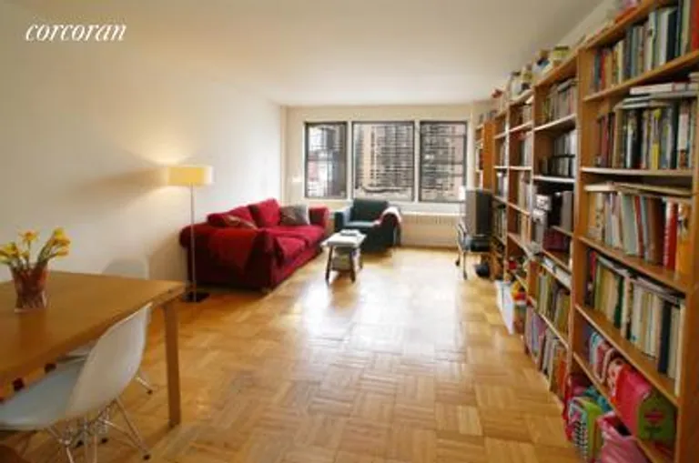 New York City Real Estate | View 333 East 34th Street, 14O | 1 Bed, 1 Bath | View 1