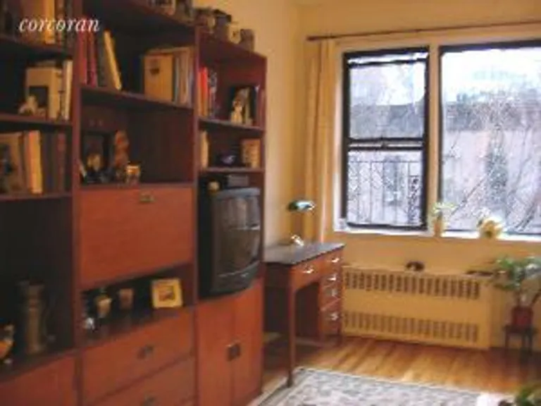 New York City Real Estate | View 444 East 87th Street, 4D | room 1 | View 2