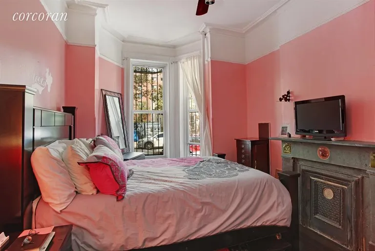 New York City Real Estate | View 252 Greene Avenue, 1C | Bedroom | View 4