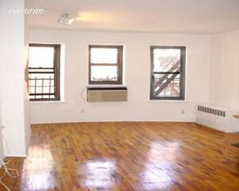 New York City Real Estate | View 160 East 91st Street, 5D | 1 Bath | View 1