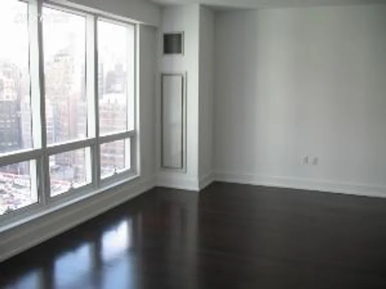 New York City Real Estate | View 350 West 42Nd Street, 23J | room 1 | View 2