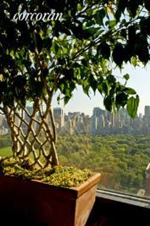 New York City Real Estate | View 115 Central Park West, 28D | room 2 | View 3