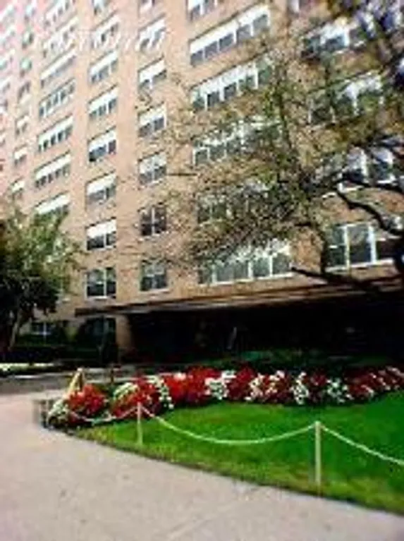 New York City Real Estate | View 135 Ocean Parkway, 17 K | 1 Bed, 1 Bath | View 1