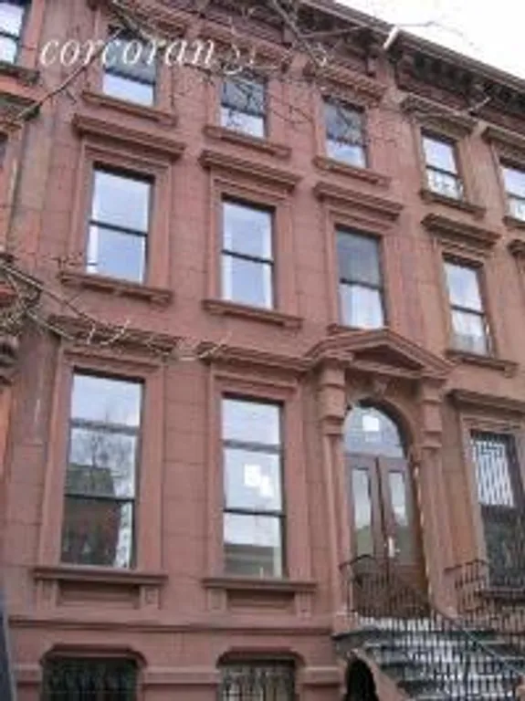 New York City Real Estate | View 470 Washington Avenue, 3 | 2 Beds, 2 Baths | View 1