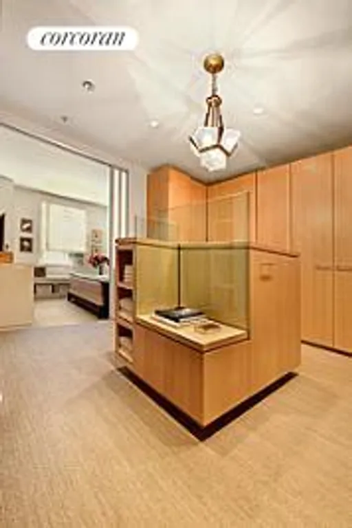 New York City Real Estate | View 1040 Park Avenue, 2D | room 3 | View 4