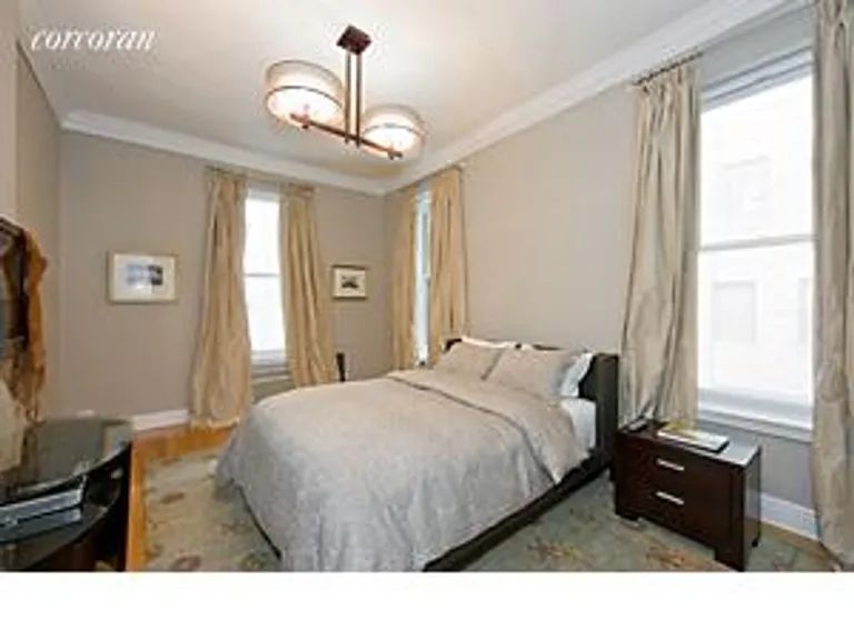 New York City Real Estate | View 59 East 75th Street, 3B | room 2 | View 3