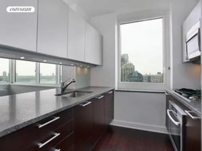 New York City Real Estate | View 100 Riverside Boulevard, 30B | room 4 | View 5