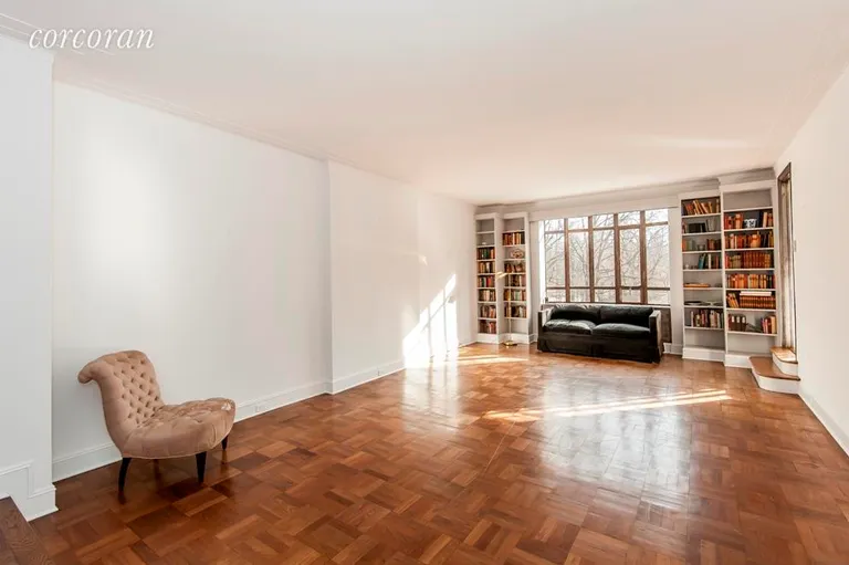 New York City Real Estate | View 25 Central Park West, 3J | 3 Beds, 3 Baths | View 1