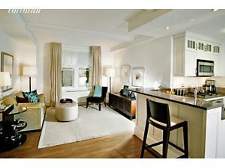 New York City Real Estate | View 27 West 72nd Street, 1001 | 1 Bed, 1 Bath | View 1